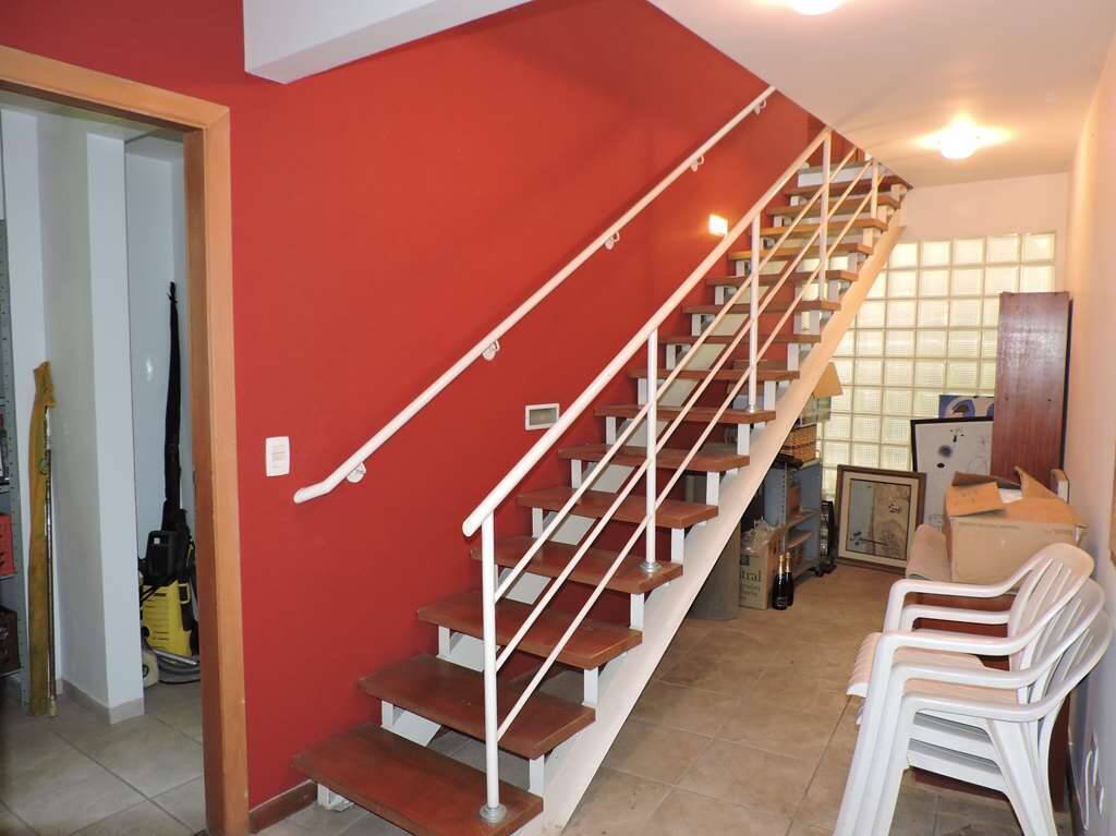 Casa de Condomínio à venda com 3 quartos, 275m² - Foto 23