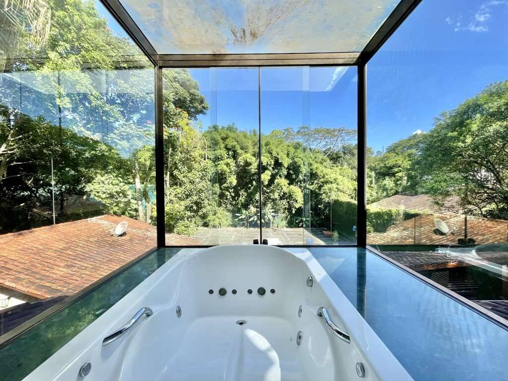 Casa de Condomínio à venda com 4 quartos, 500m² - Foto 31