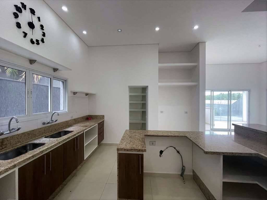 Casa de Condomínio à venda com 3 quartos, 271m² - Foto 15