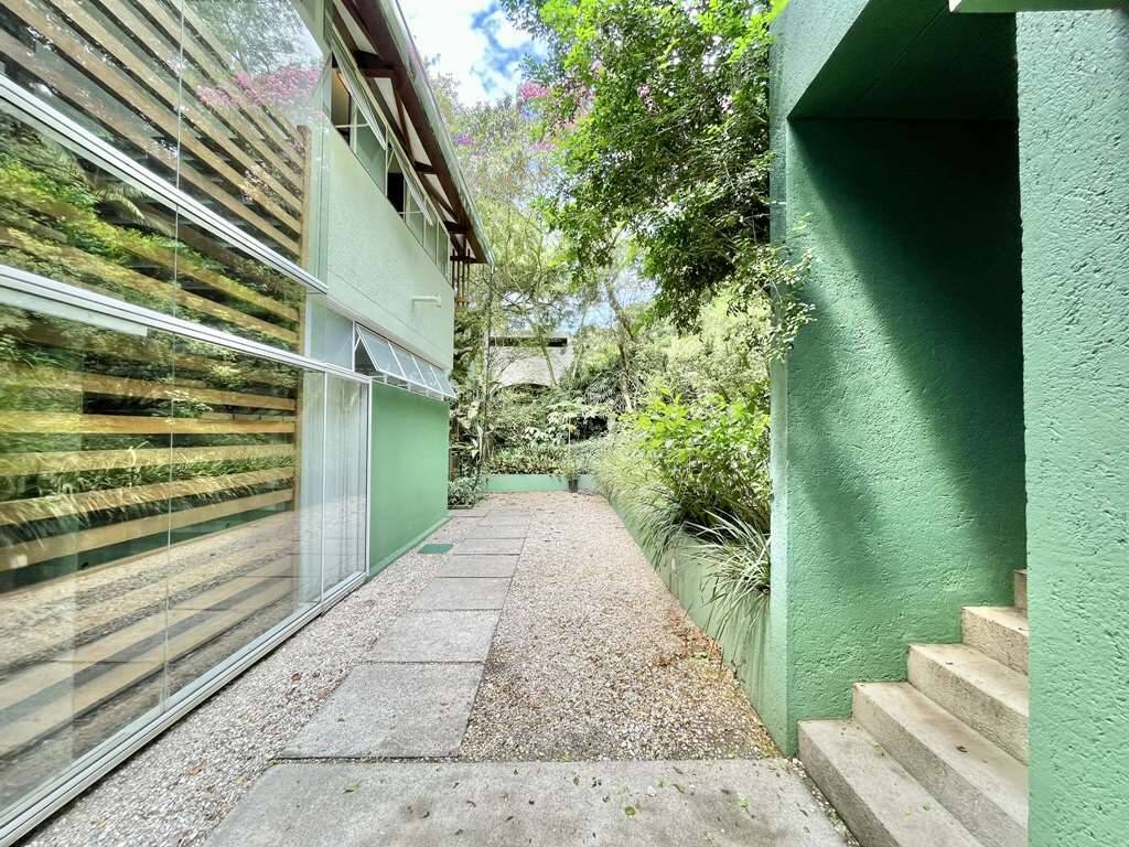 Casa de Condomínio à venda com 3 quartos, 380m² - Foto 47