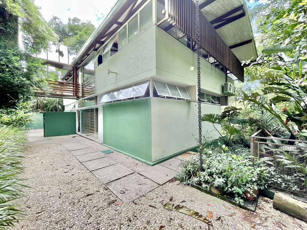 Casa de Condomínio à venda com 3 quartos, 380m² - Foto 54