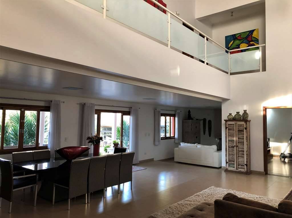 Casa à venda e aluguel com 5 quartos, 890m² - Foto 11