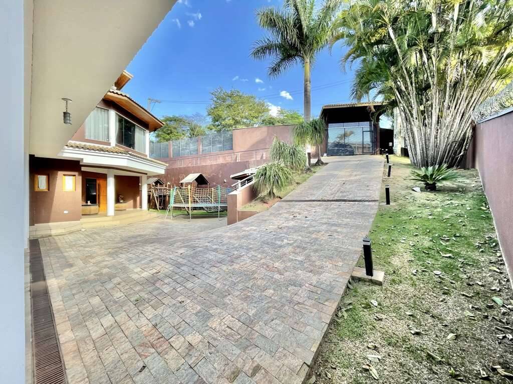 Casa à venda e aluguel com 5 quartos, 890m² - Foto 7