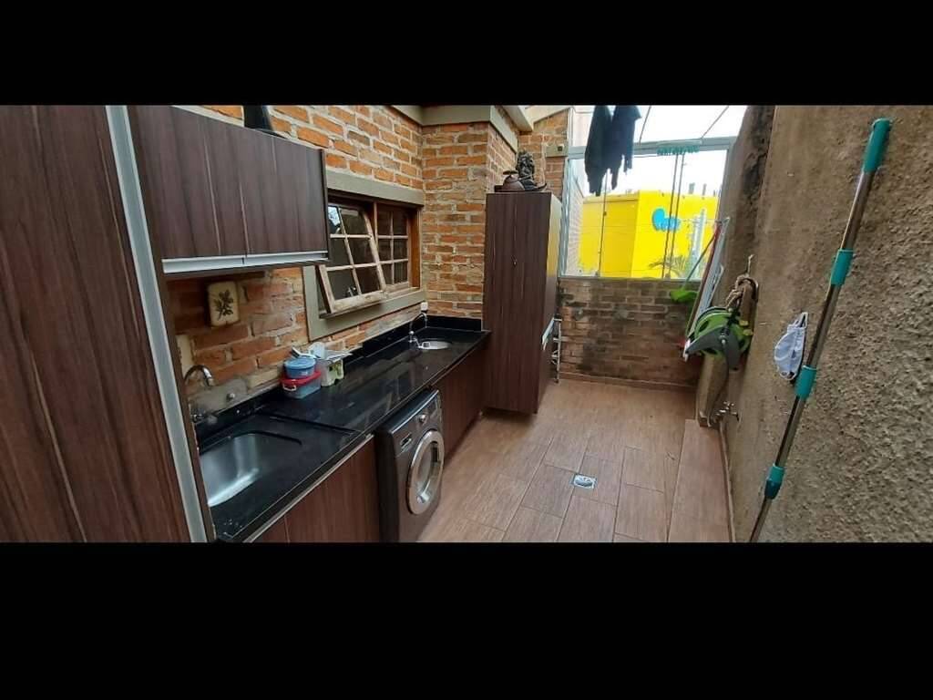 Casa à venda com 3 quartos, 180m² - Foto 34