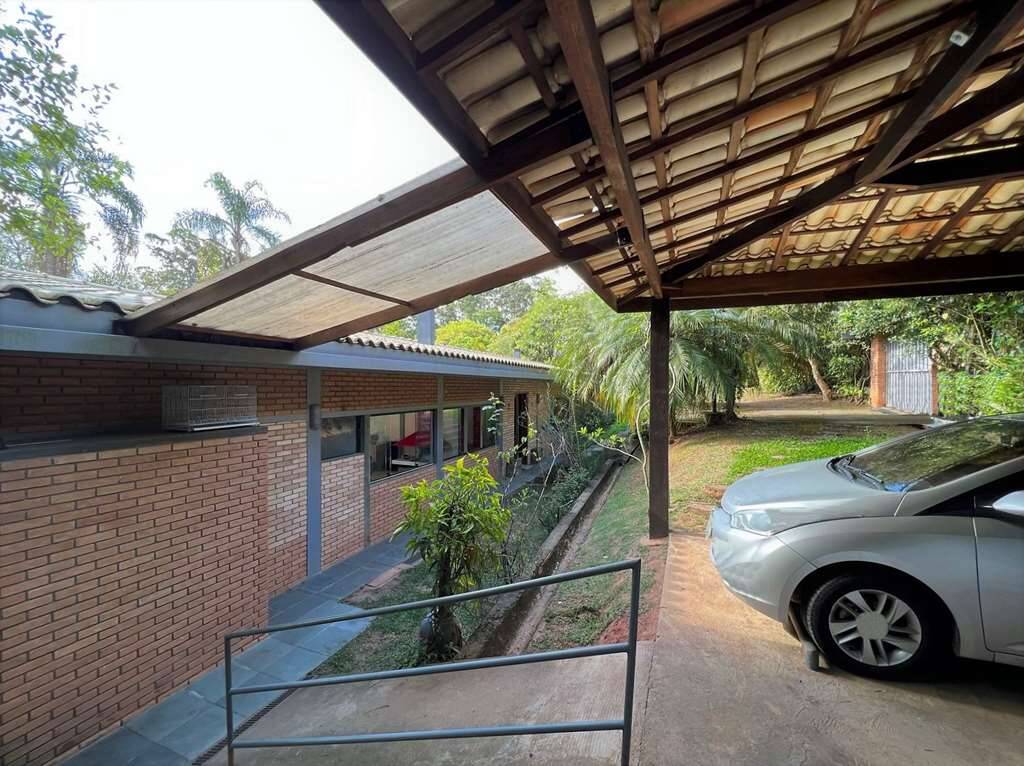 Casa de Condomínio à venda com 5 quartos, 382m² - Foto 2