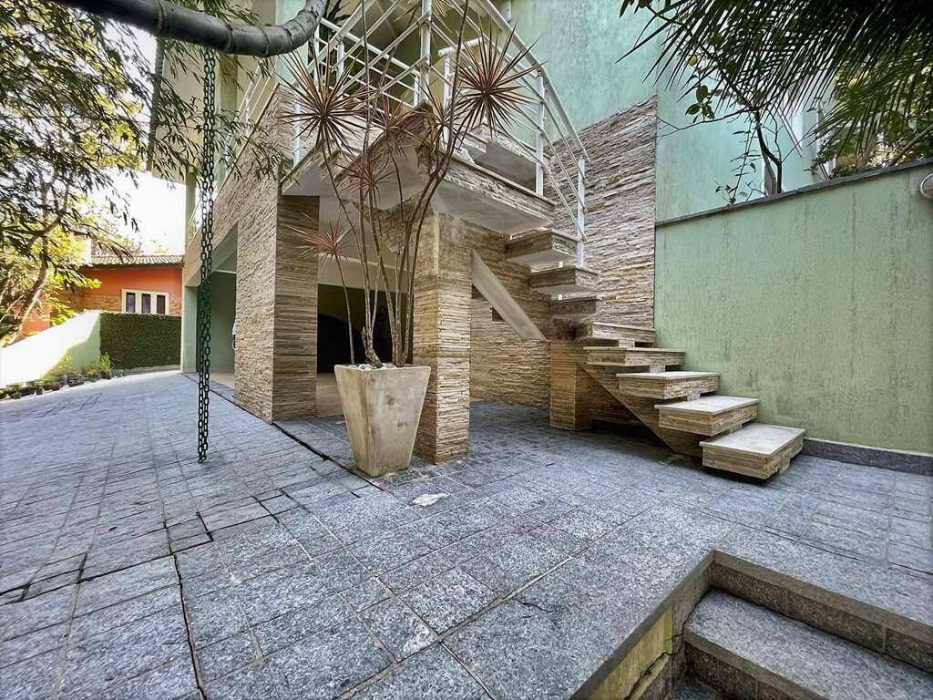 Casa de Condomínio à venda com 4 quartos, 553m² - Foto 7