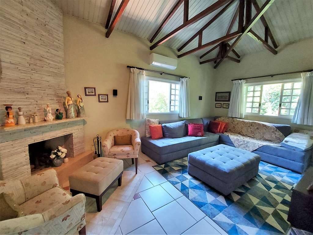 Casa de Condomínio à venda com 5 quartos, 322m² - Foto 5