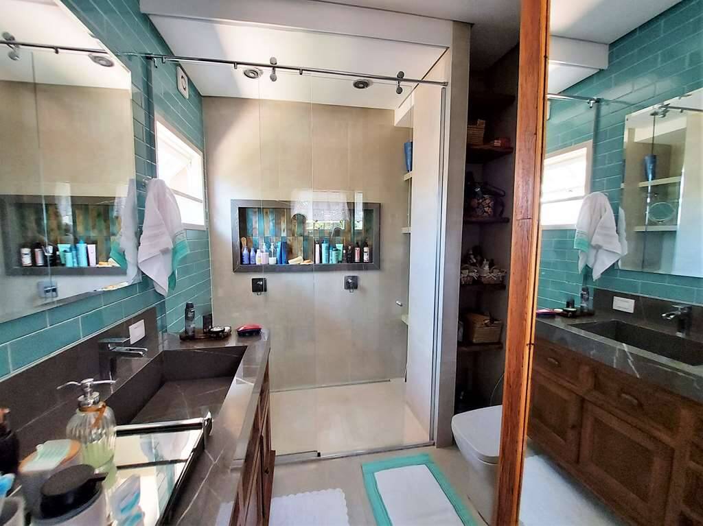 Casa de Condomínio à venda com 5 quartos, 322m² - Foto 21