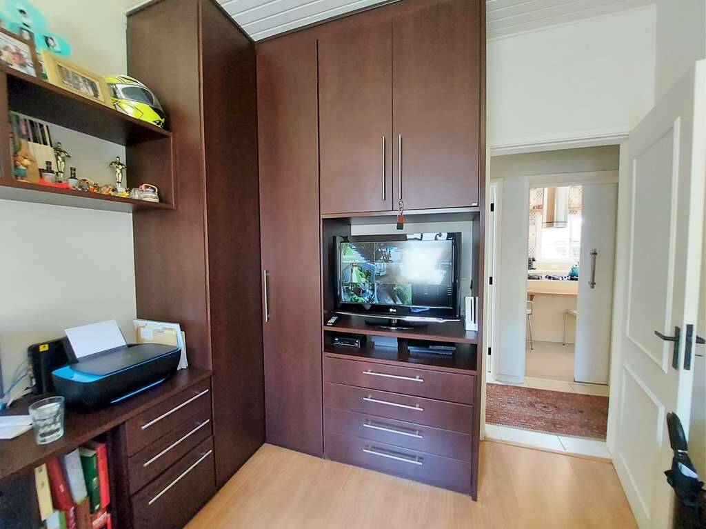 Casa de Condomínio à venda com 5 quartos, 322m² - Foto 23