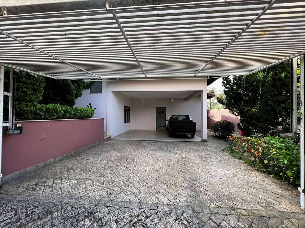 Casa de Condomínio à venda com 3 quartos, 360m² - Foto 6