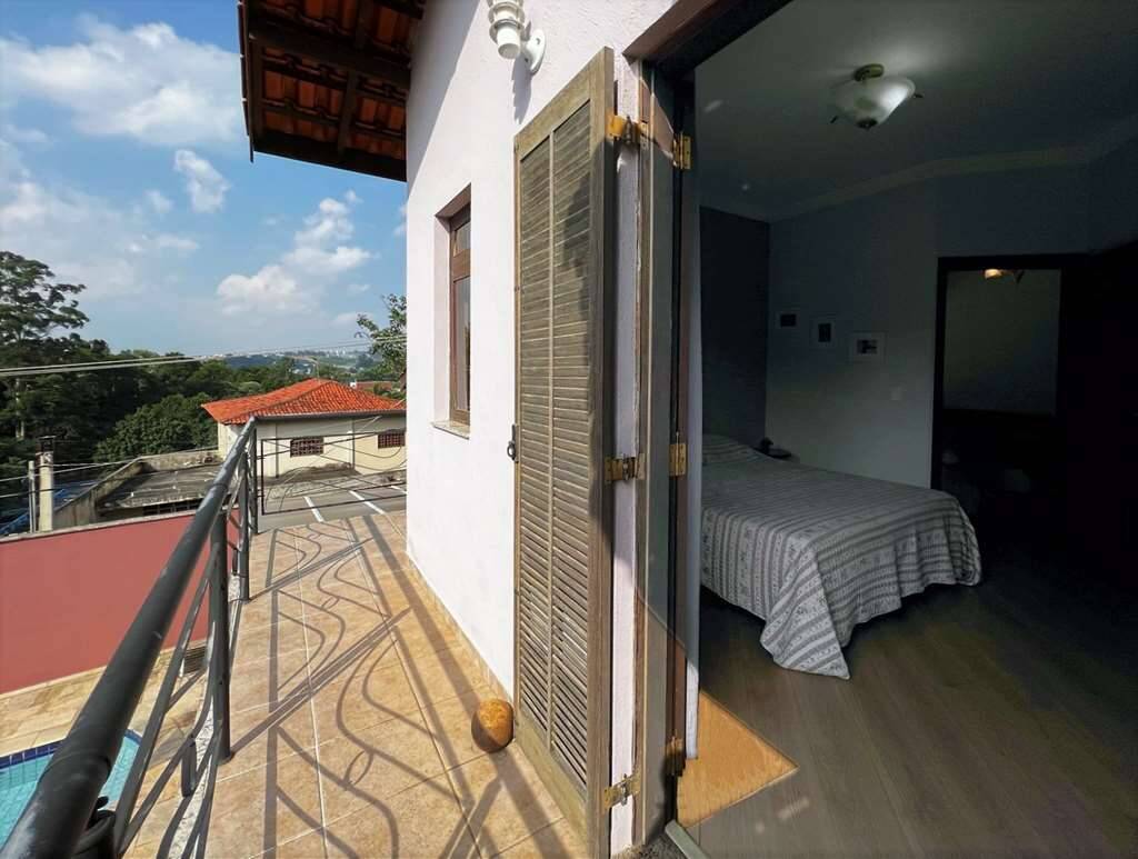 Casa de Condomínio à venda com 3 quartos, 360m² - Foto 32