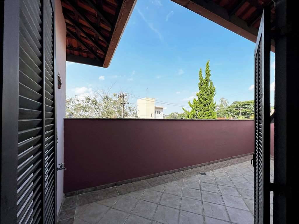 Casa de Condomínio à venda com 3 quartos, 360m² - Foto 38