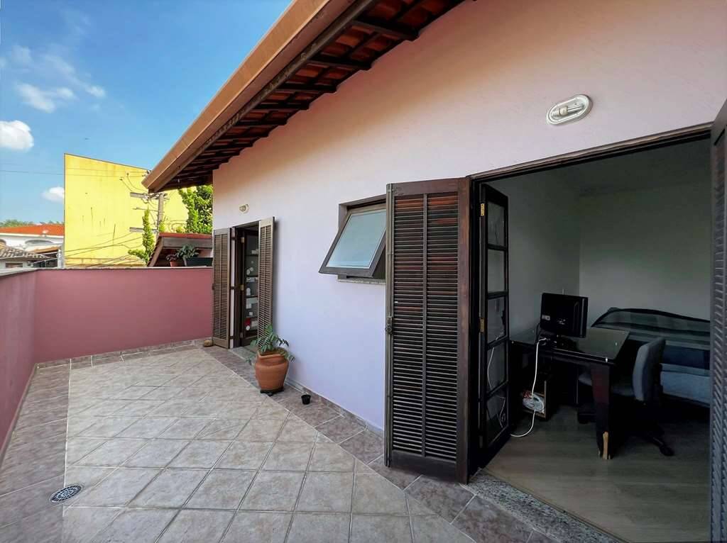 Casa de Condomínio à venda com 3 quartos, 360m² - Foto 39