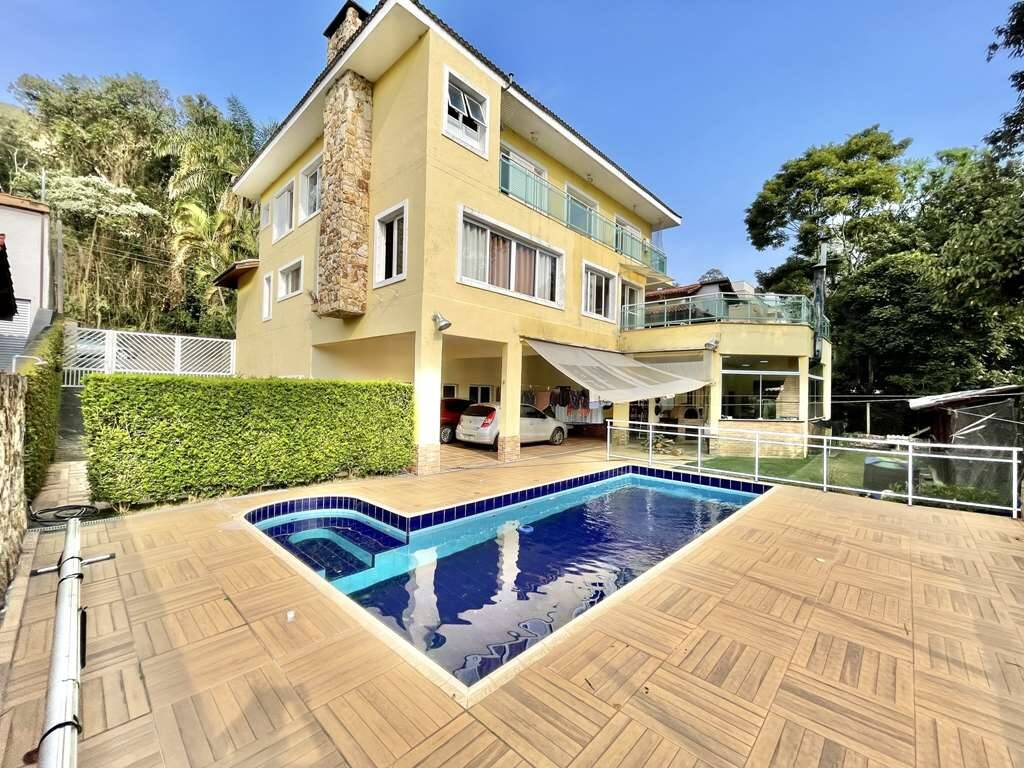 Casa de Condomínio à venda com 4 quartos, 494m² - Foto 1