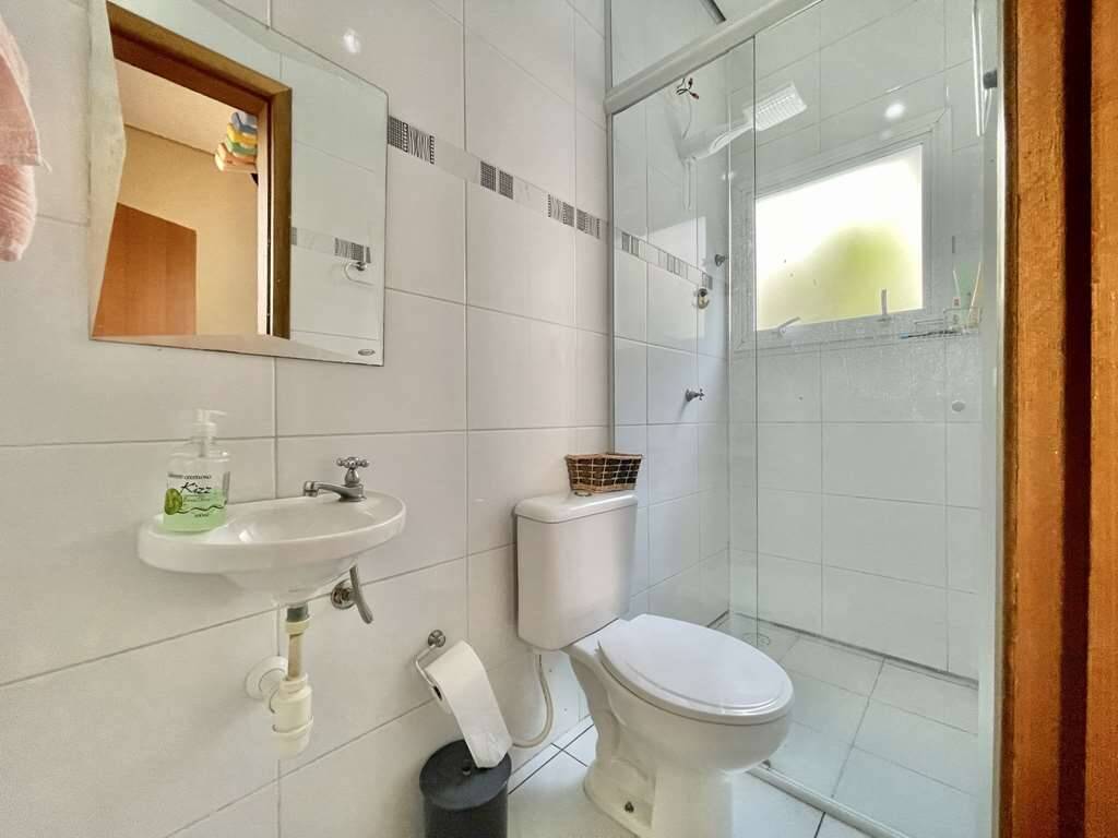 Casa de Condomínio à venda com 4 quartos, 494m² - Foto 57