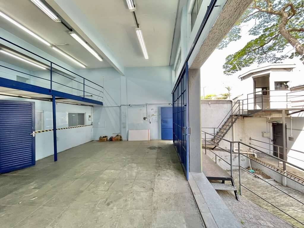 Prédio Inteiro à venda e aluguel, 585m² - Foto 8