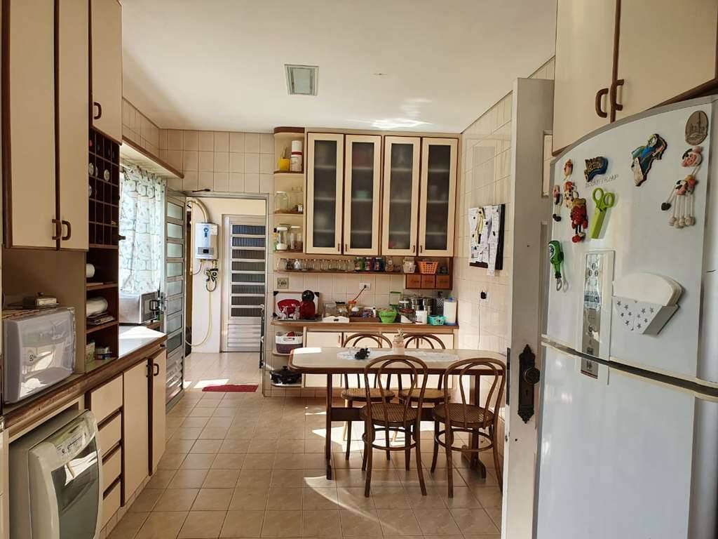 Casa de Condomínio à venda com 3 quartos, 320m² - Foto 16