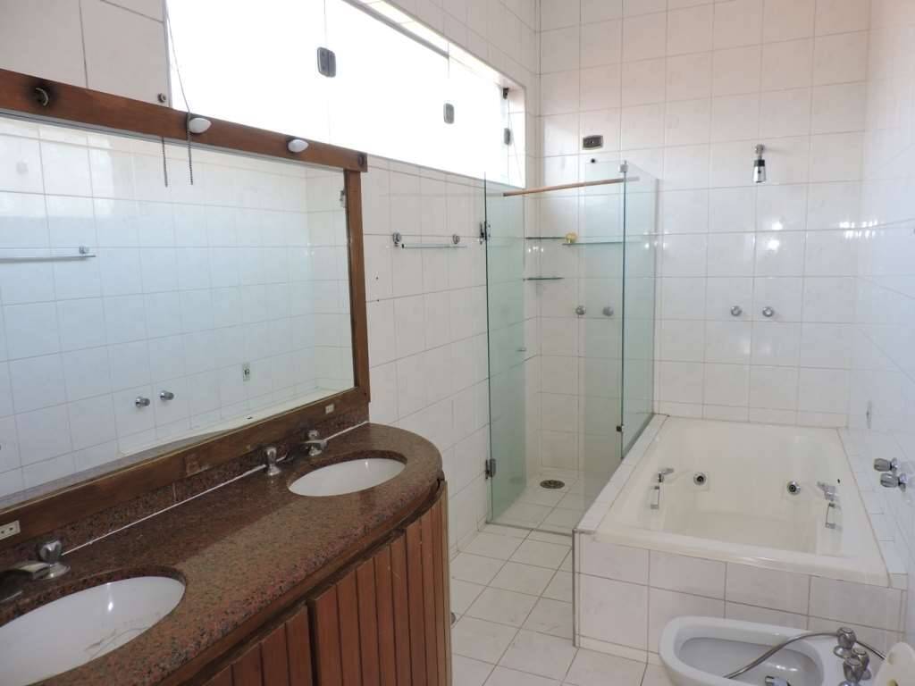 Casa de Condomínio à venda com 3 quartos, 320m² - Foto 24