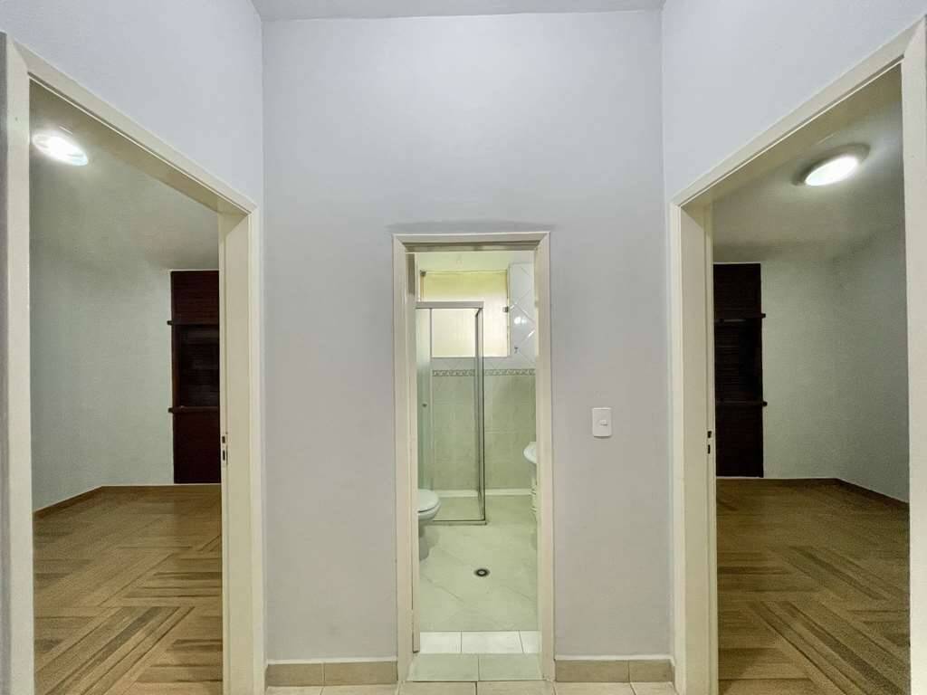 Casa à venda com 4 quartos, 409m² - Foto 26