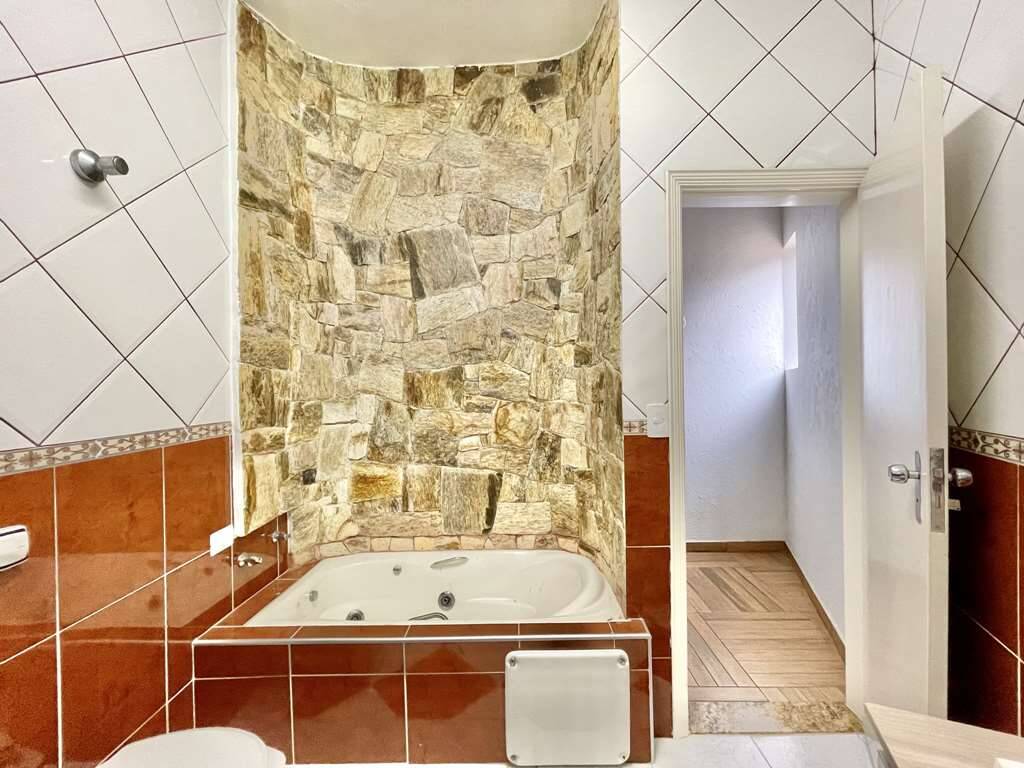 Casa à venda com 4 quartos, 409m² - Foto 25