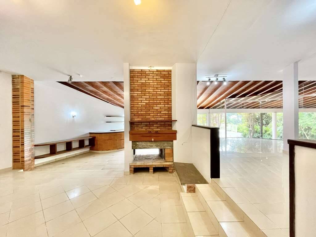 Casa à venda com 4 quartos, 409m² - Foto 13