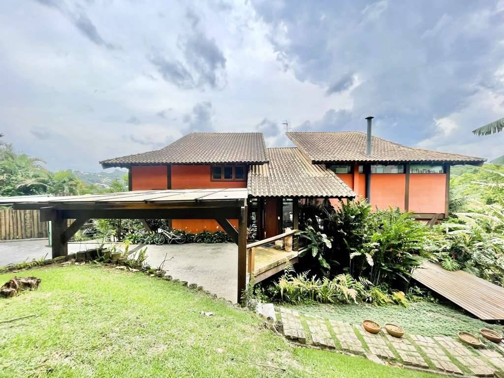 Casa de Condomínio à venda com 3 quartos, 282m² - Foto 2