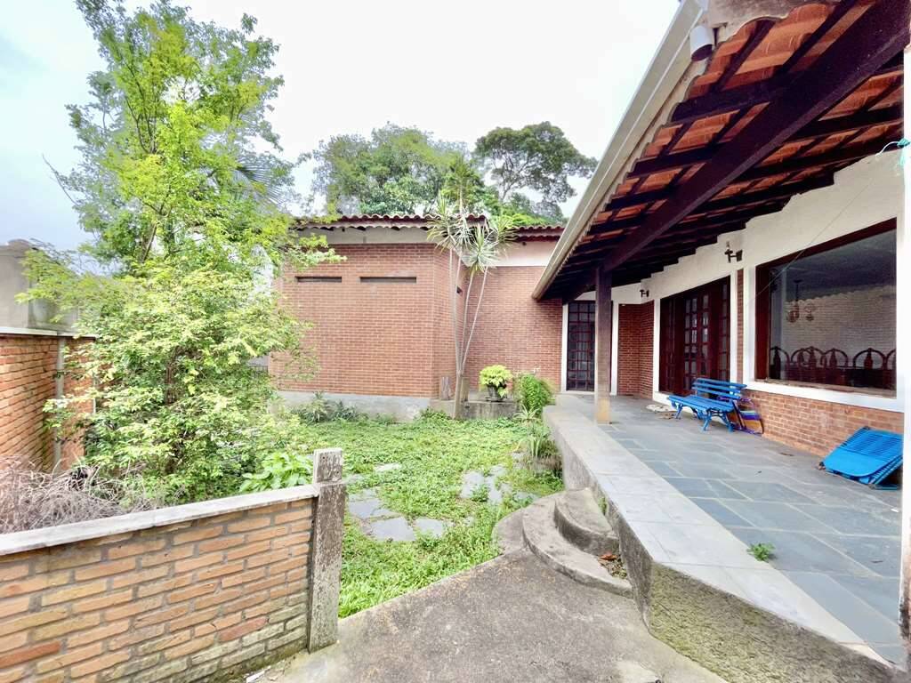 Casa à venda com 4 quartos, 353m² - Foto 13