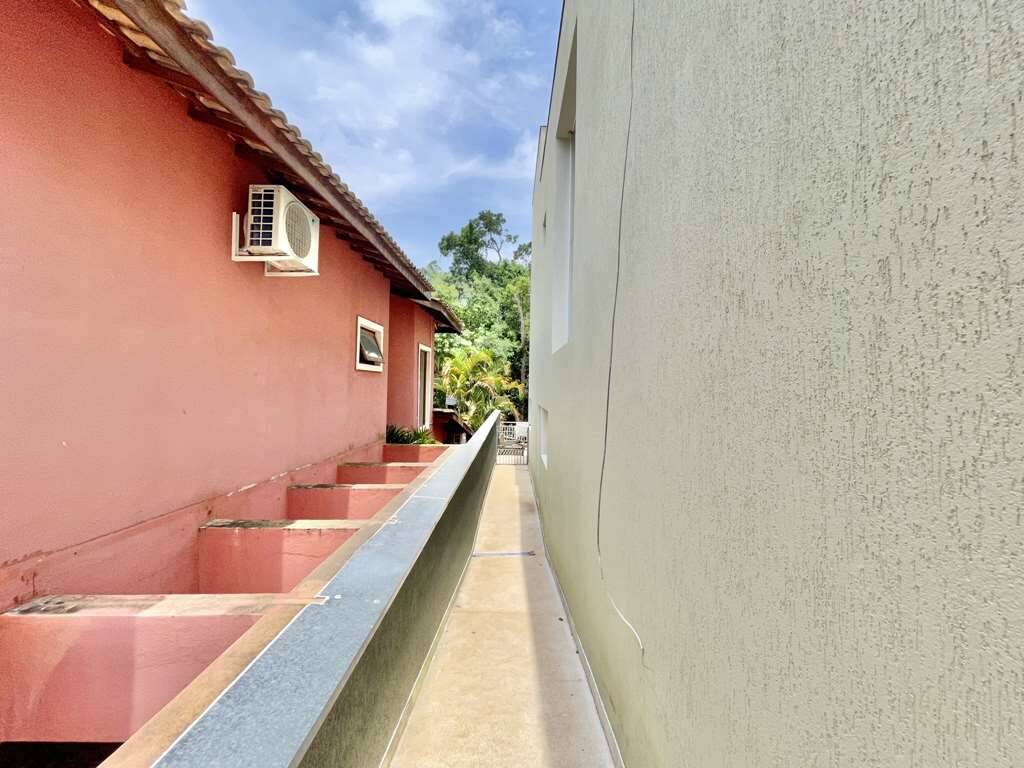 Casa de Condomínio à venda com 4 quartos, 386m² - Foto 52