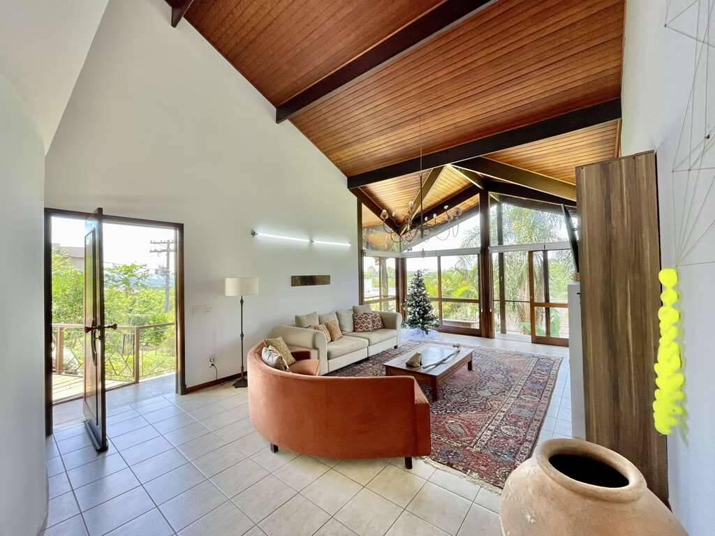 Casa de Condomínio à venda com 4 quartos, 445m² - Foto 9