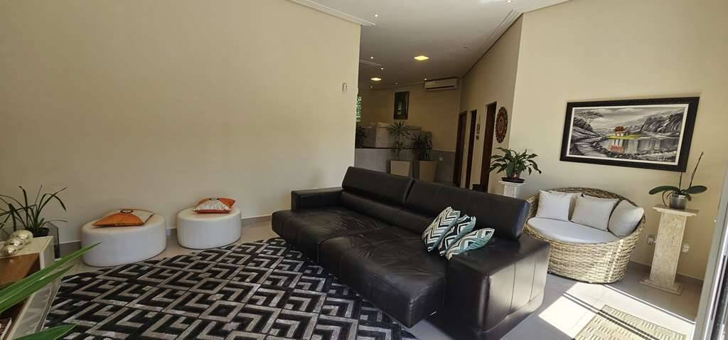 Casa à venda com 3 quartos, 358m² - Foto 13