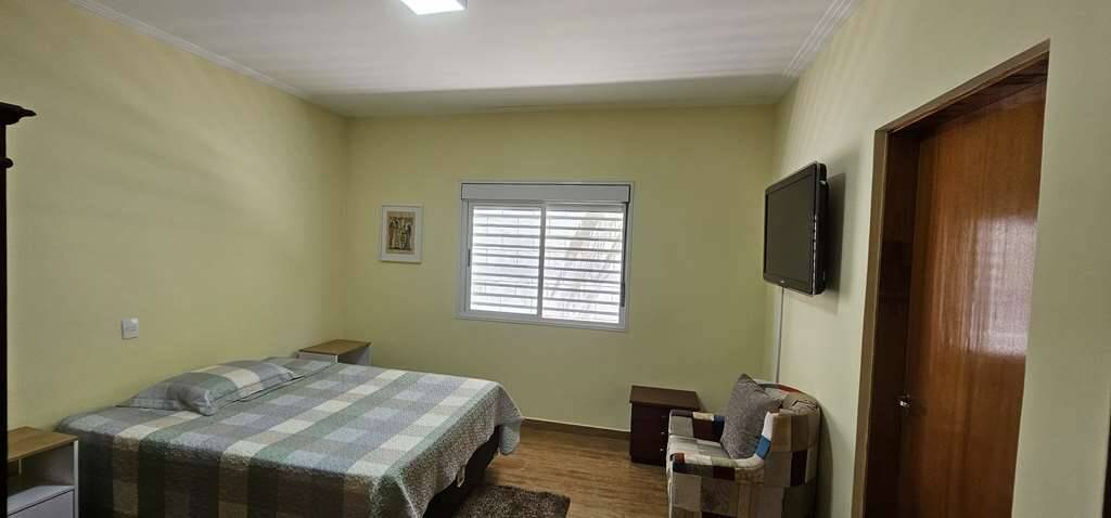 Casa à venda com 3 quartos, 358m² - Foto 32