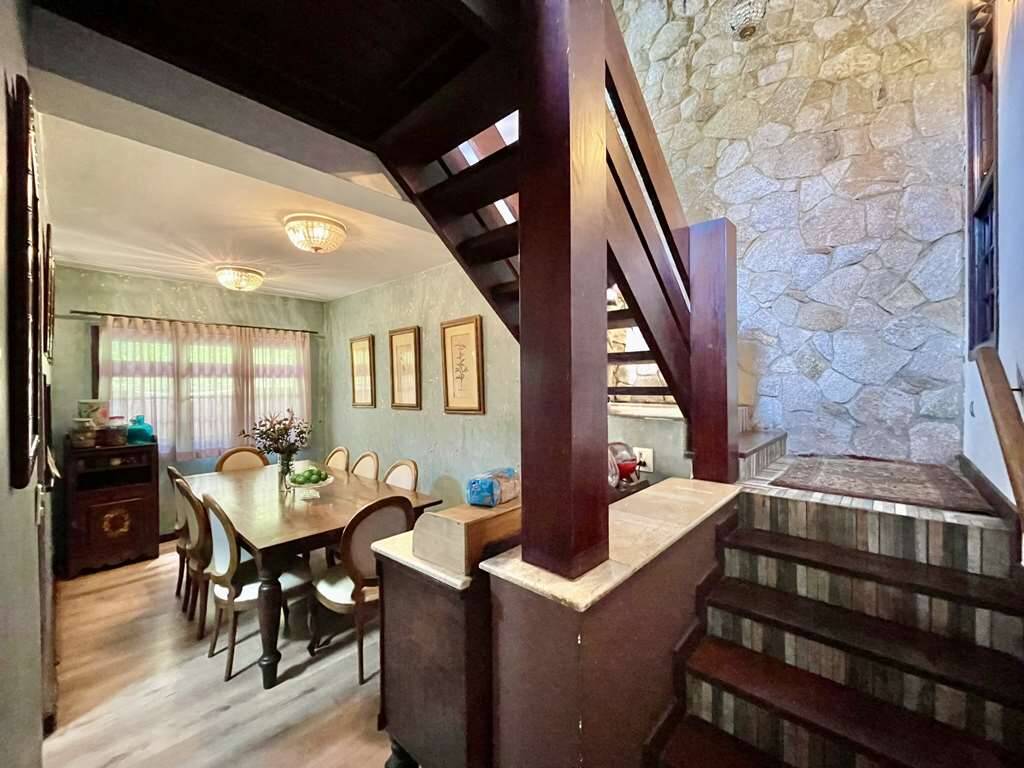 Casa de Condomínio à venda com 4 quartos, 256m² - Foto 17