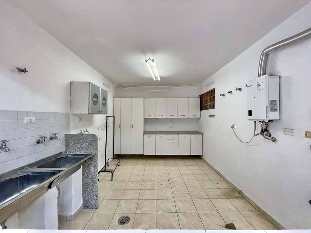 Casa de Condomínio à venda com 4 quartos, 435m² - Foto 50