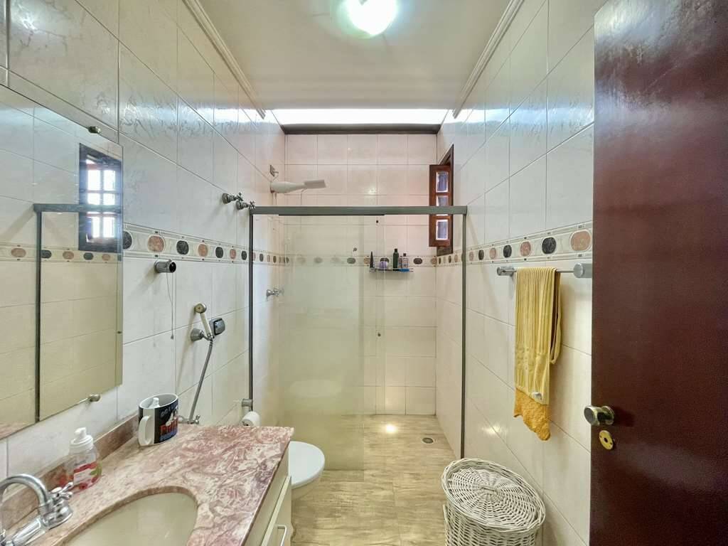 Casa de Condomínio à venda com 4 quartos, 256m² - Foto 54