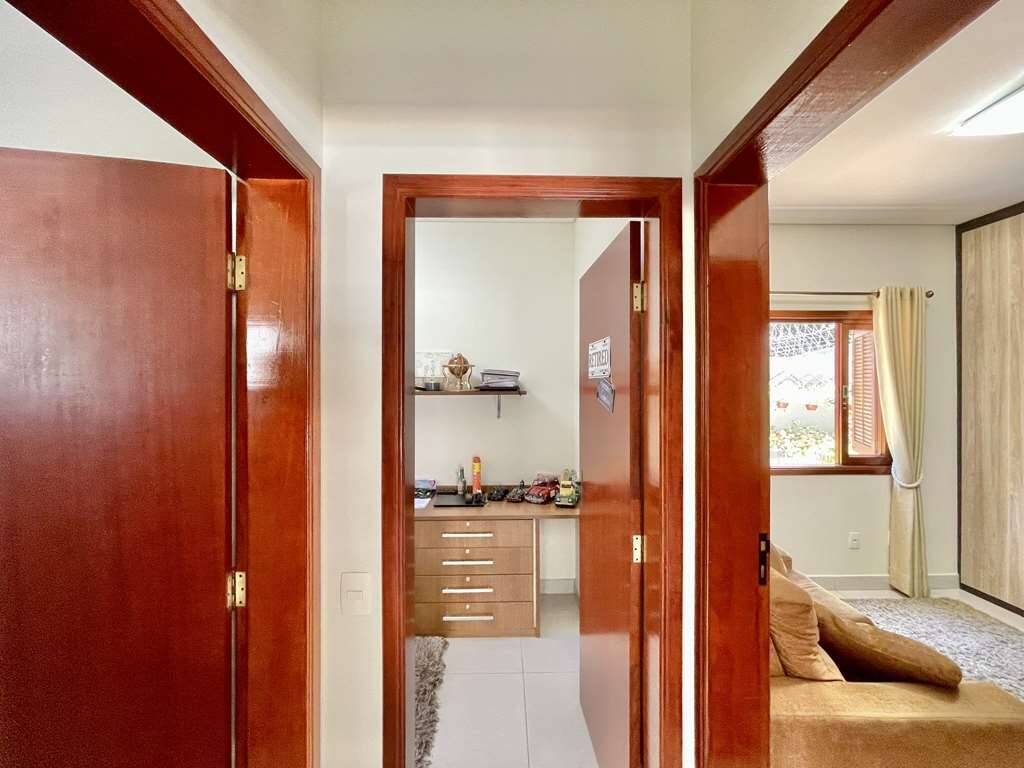 Casa de Condomínio à venda com 5 quartos, 618m² - Foto 25