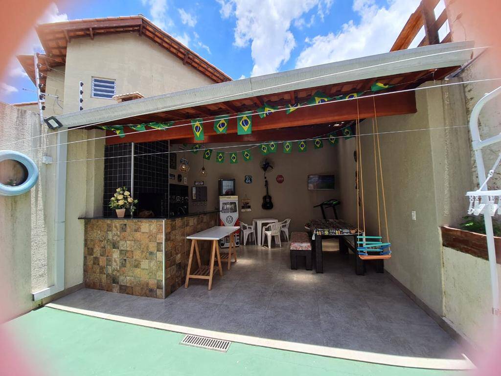 Casa à venda com 3 quartos, 97m² - Foto 23