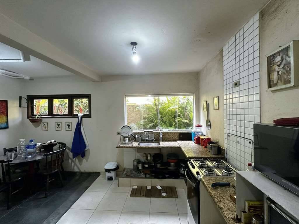 Casa de Condomínio à venda com 4 quartos, 303m² - Foto 17