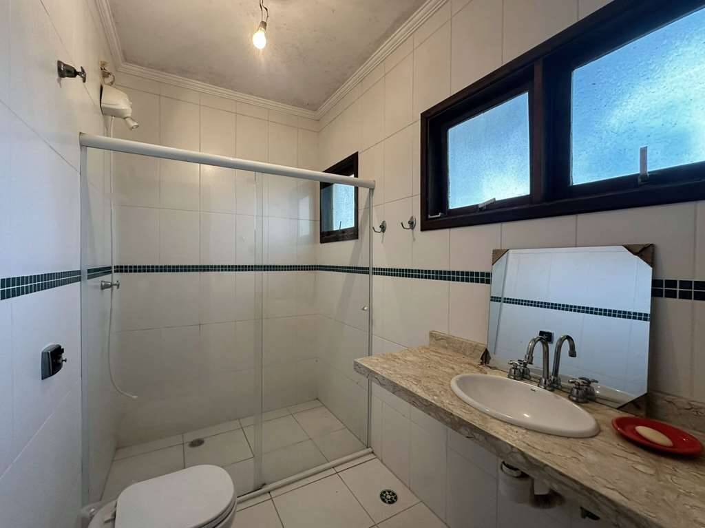 Casa de Condomínio à venda com 4 quartos, 303m² - Foto 31