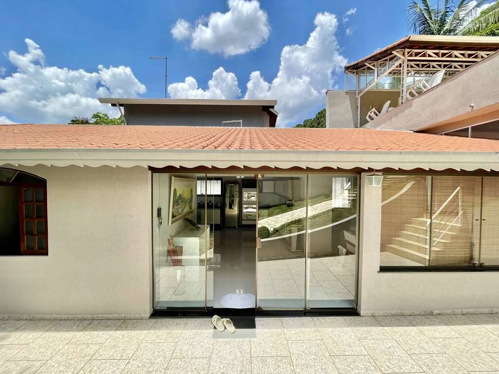 Casa de Condomínio à venda com 3 quartos, 215m² - Foto 25