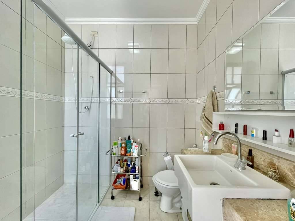 Casa de Condomínio à venda com 3 quartos, 215m² - Foto 31