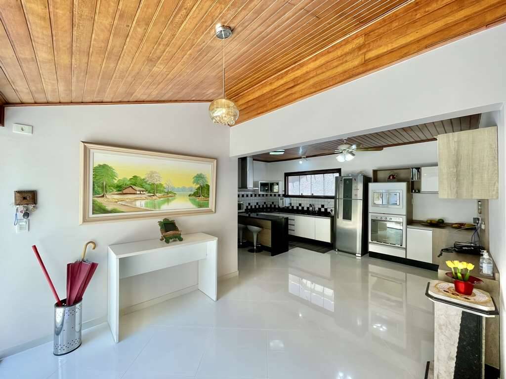 Casa de Condomínio à venda com 3 quartos, 215m² - Foto 34