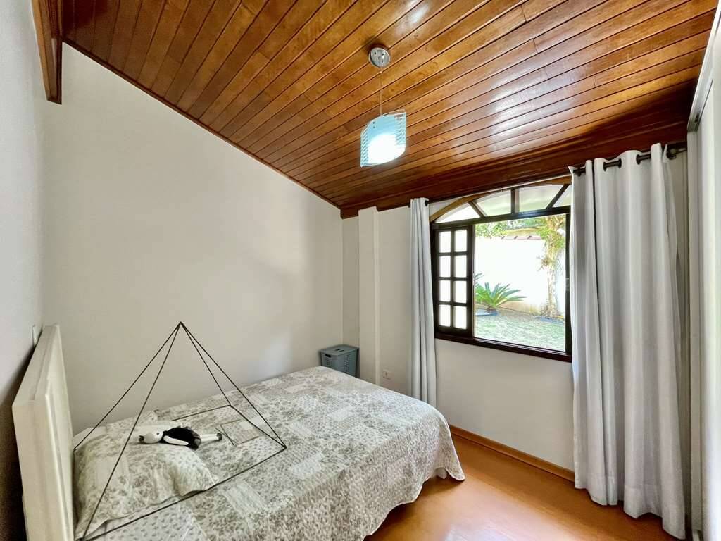 Casa de Condomínio à venda com 3 quartos, 215m² - Foto 40