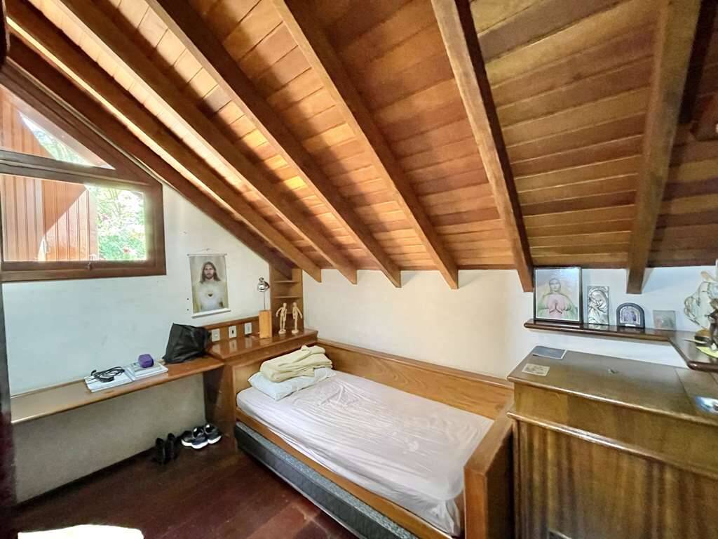 Casa à venda com 3 quartos, 363m² - Foto 42