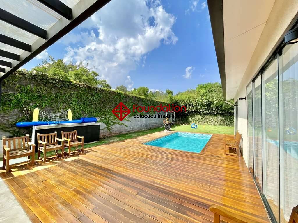 Casa à venda com 3 quartos, 277m² - Foto 42