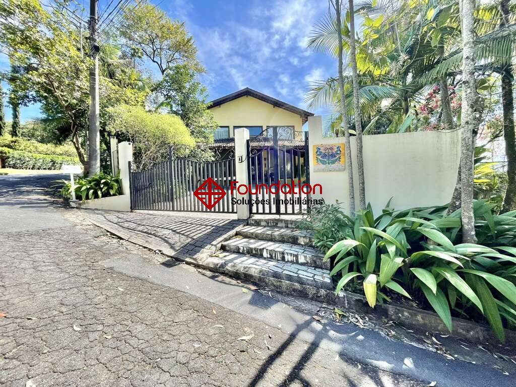 Casa de Condomínio à venda com 7 quartos, 920m² - Foto 3