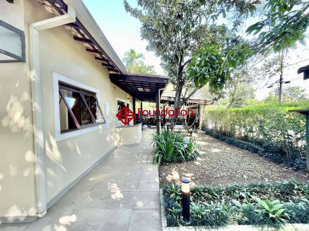 Casa de Condomínio à venda com 3 quartos, 455m² - Foto 29