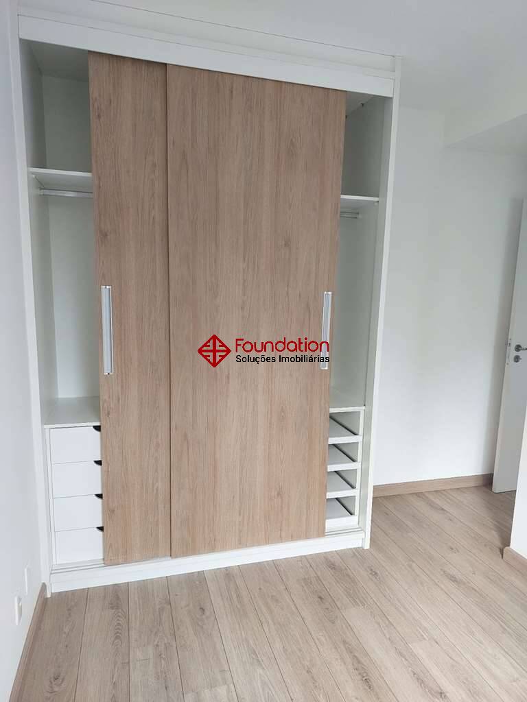 Apartamento à venda com 2 quartos, 52m² - Foto 15