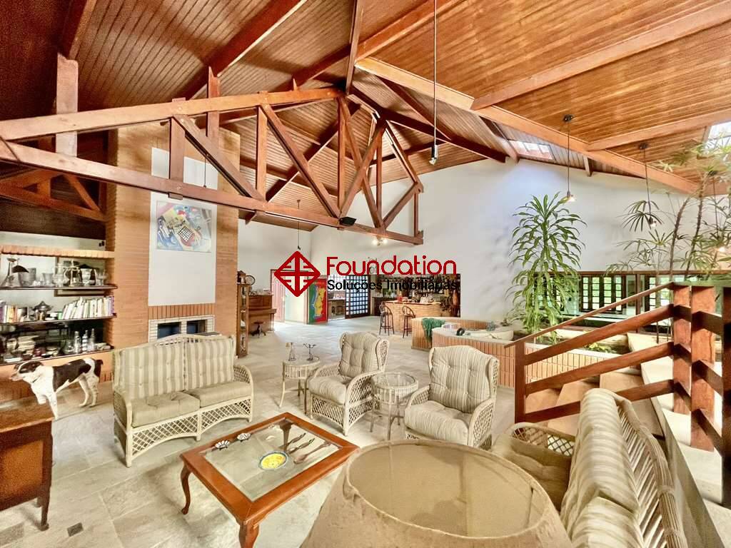 Casa à venda e aluguel com 5 quartos, 923m² - Foto 14