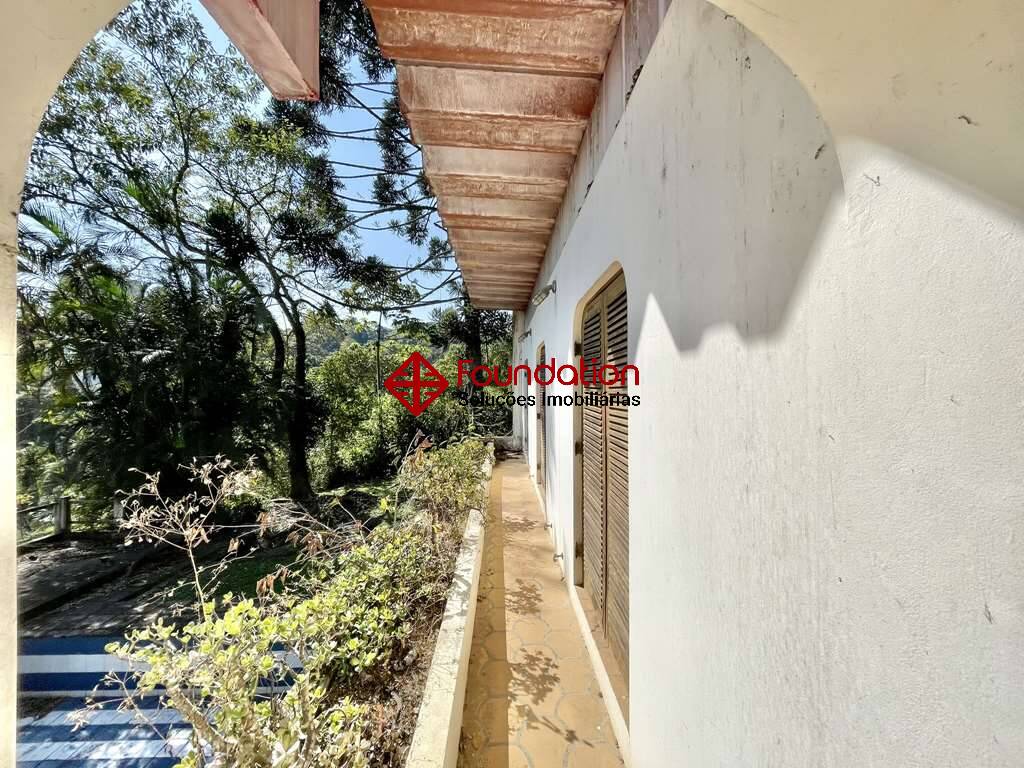 Casa à venda com 4 quartos, 700m² - Foto 22