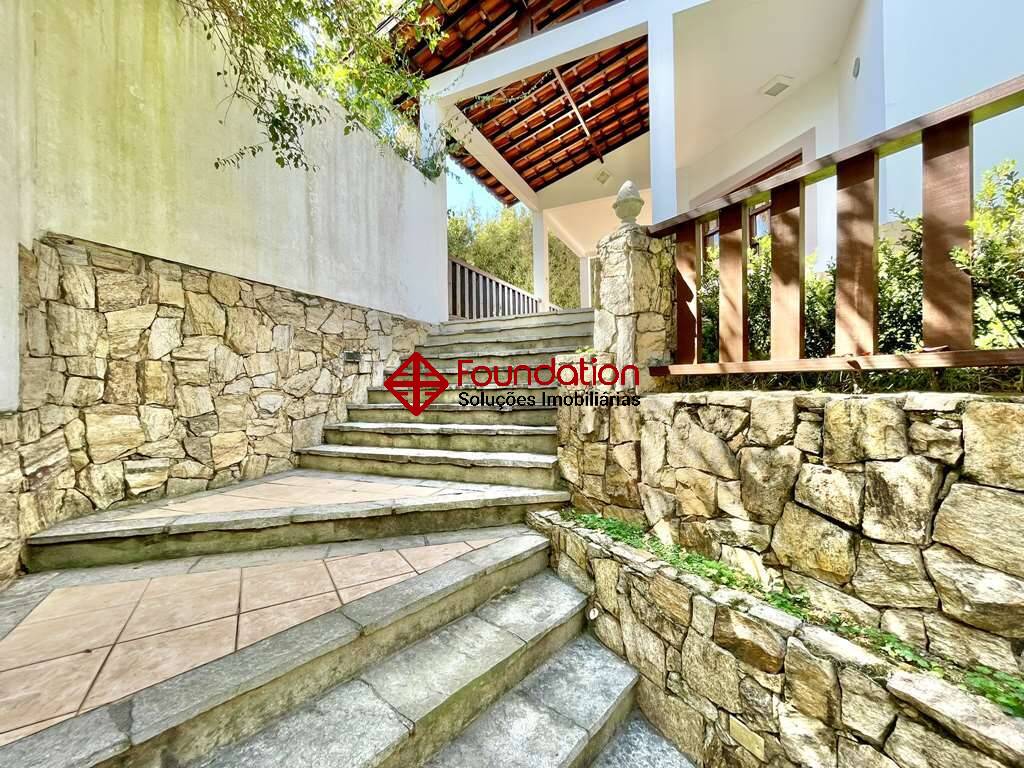 Casa de Condomínio à venda com 4 quartos, 372m² - Foto 28